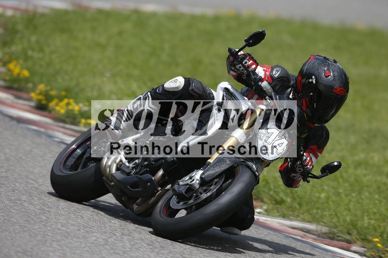 /Archiv-2024/29 12.06.2024 MOTO.CH Track Day ADR/Gruppe gelb/14